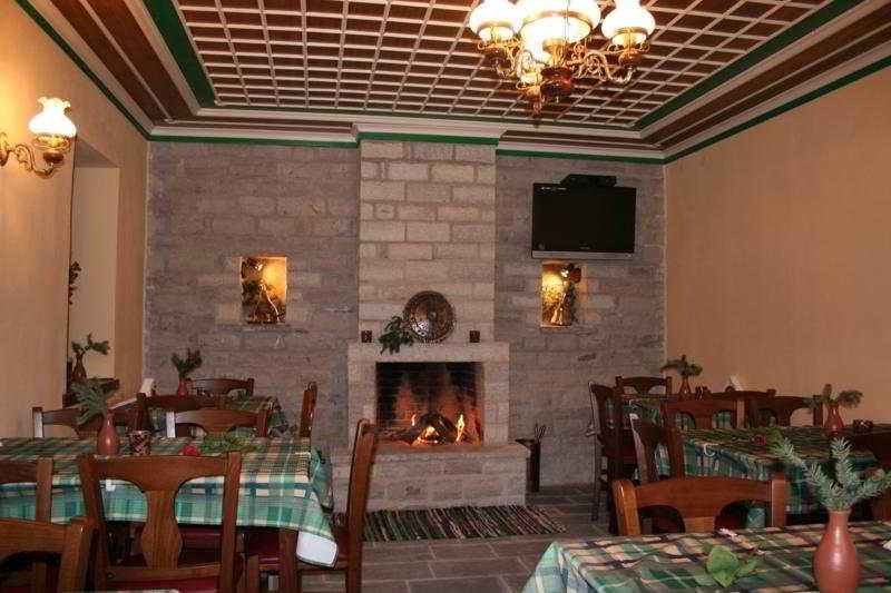 Nikolas Guesthouse Koukkoúlion Екстериор снимка