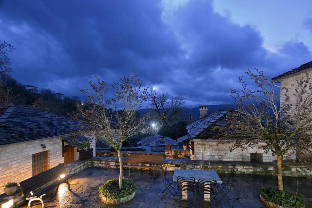 Nikolas Guesthouse Koukkoúlion Екстериор снимка